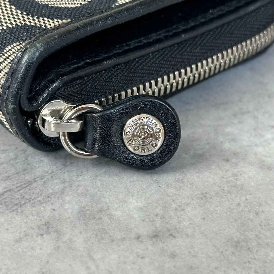 HUNTING WORLD サークル ロゴ 総柄 二つ折り財布　ラウンドジップ 16