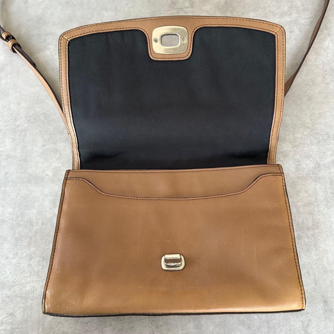 COACH Lacgacy Turn lock Saddle 2way Bag 14