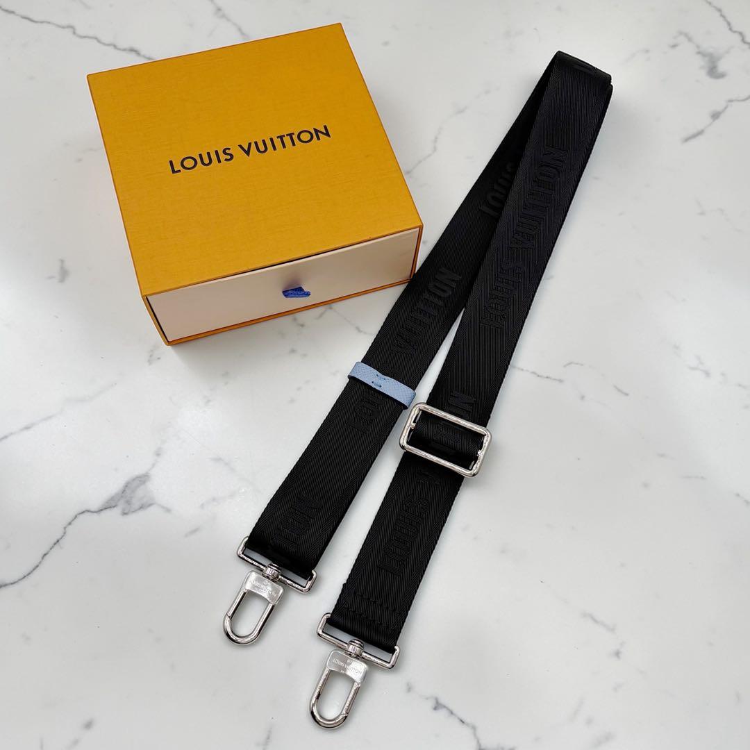 ⭐️未使用⭐️ルイヴィトン ロゴ ショルダーストラップ ブラック ナイロン