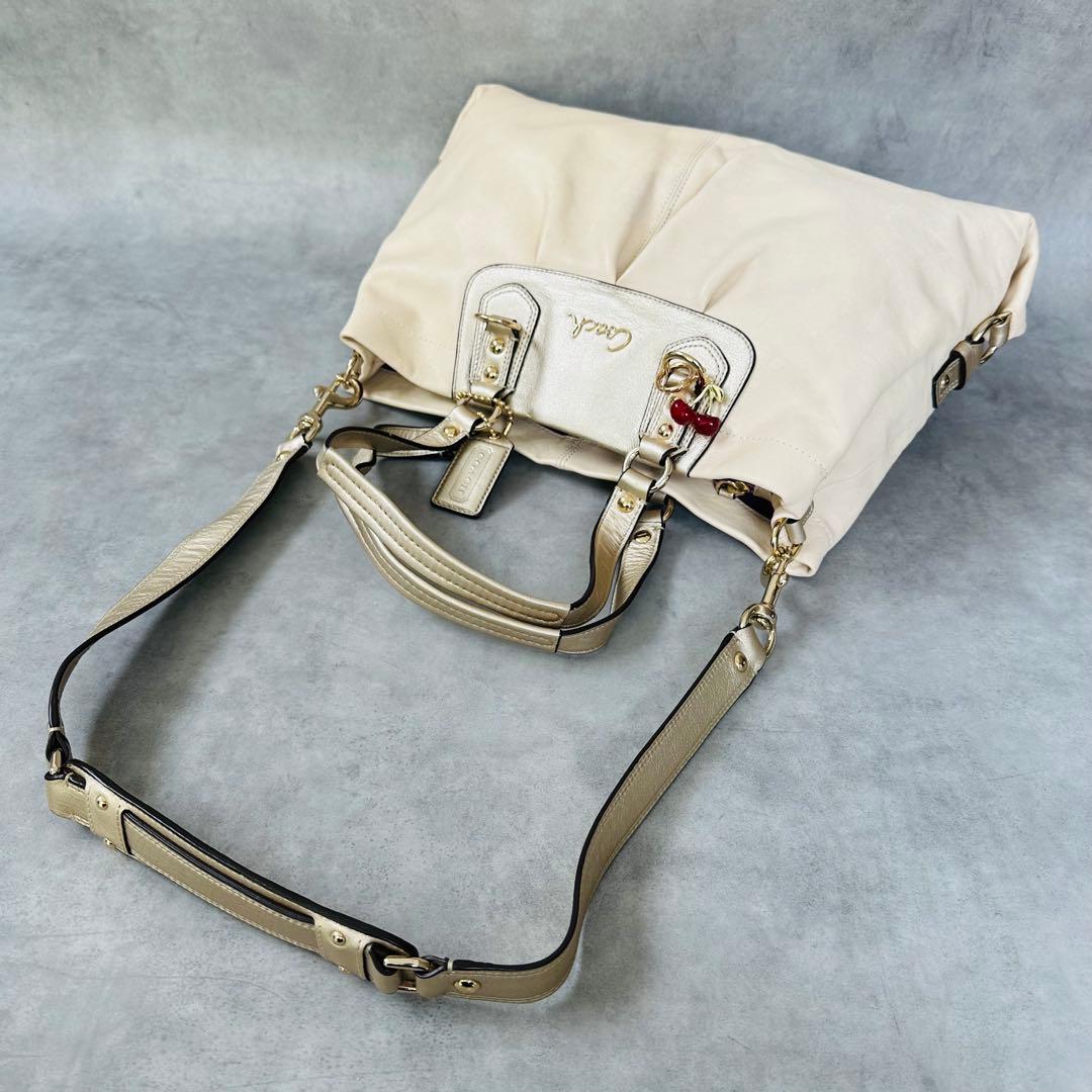 Y2K COACH Ashley Leather 2way Bag 6