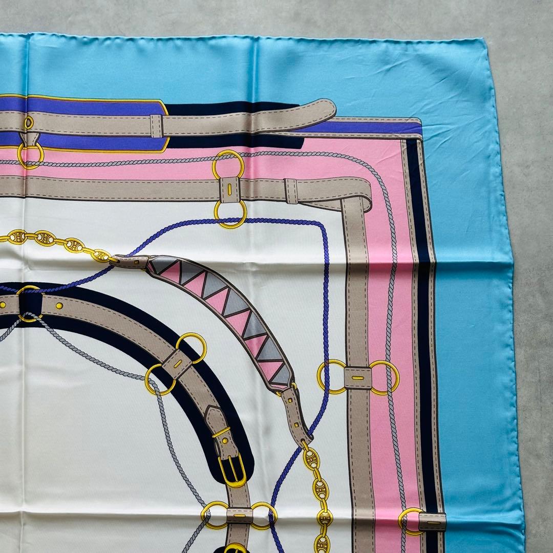 CELINE トリオンフ ベルト チェーン デザインシルクスカーフ 3