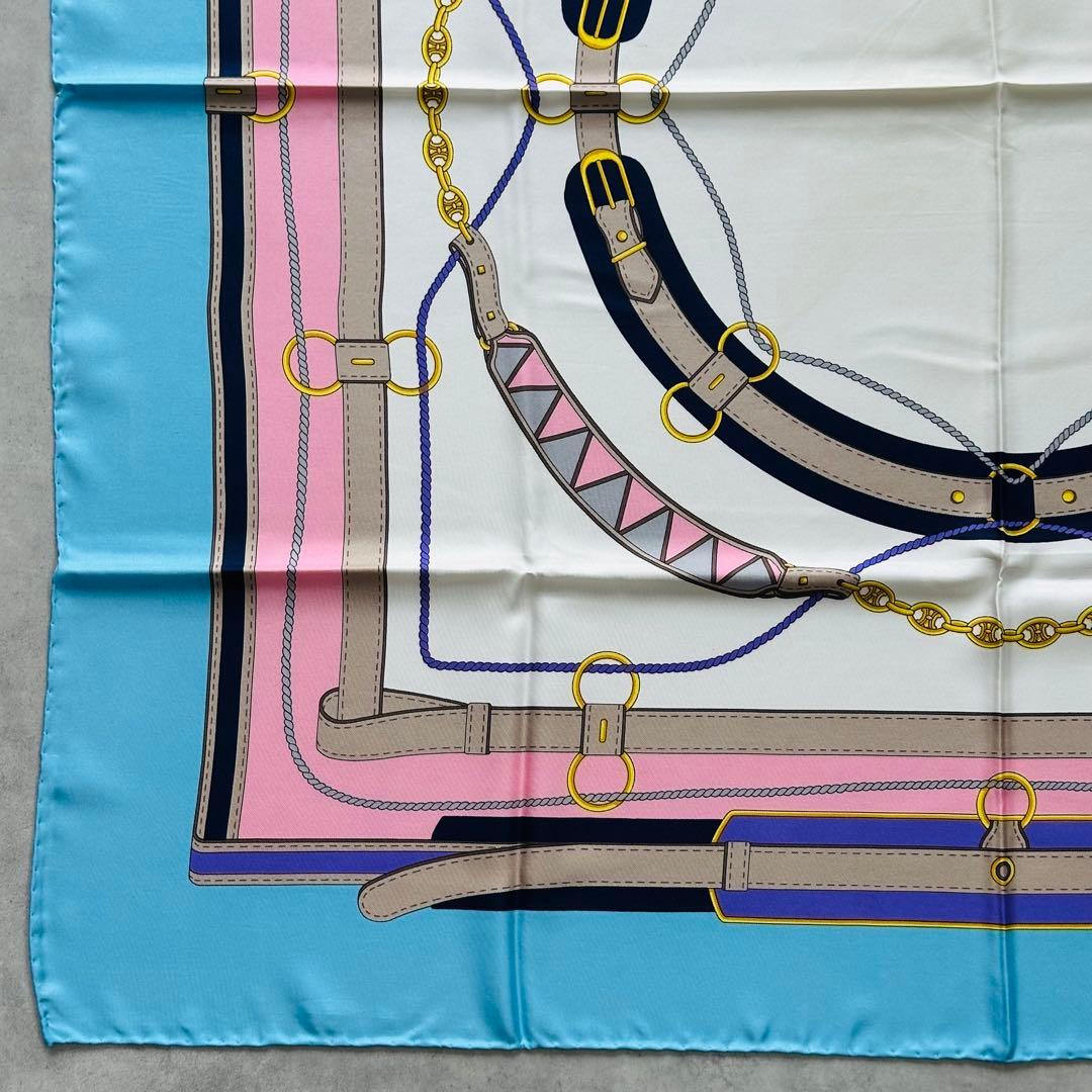 CELINE トリオンフ ベルト チェーン デザインシルクスカーフ 5