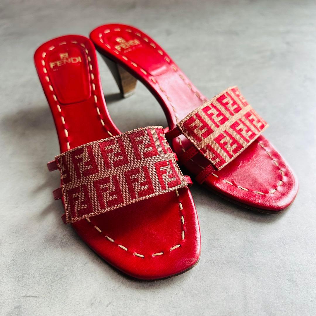 FENDI ズッカ ステッチ ミュール サンダル 赤 2