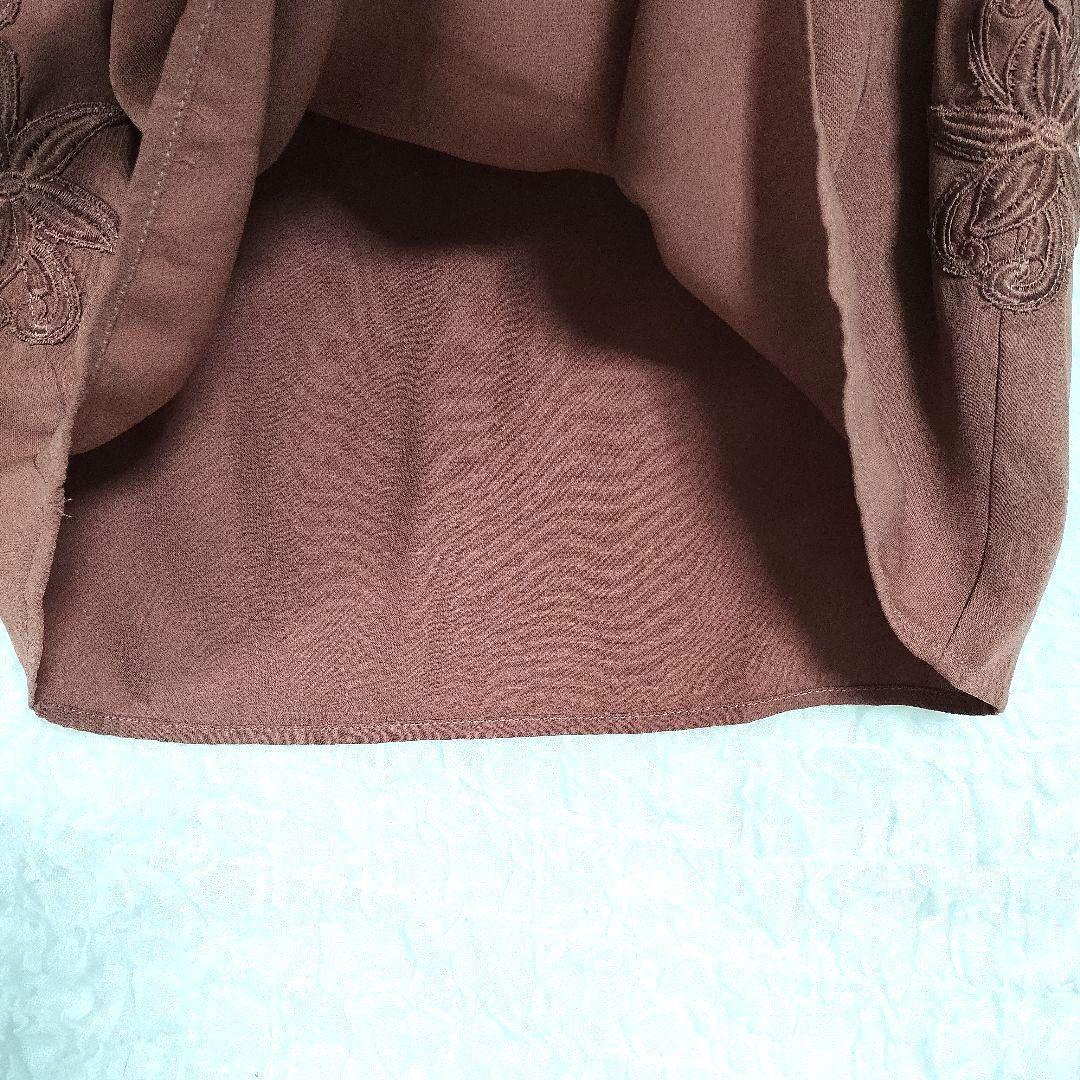 アストリアオディール 刺繍入りブラウンノースリーブトップス M 4