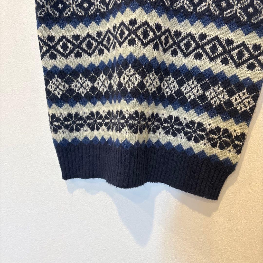 イノセント ニットベスト ノルディック柄 Vネック ネイビー 紺色　M 重ね着 4