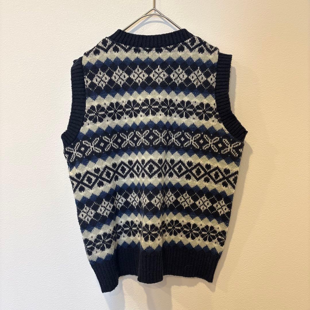 イノセント ニットベスト ノルディック柄 Vネック ネイビー 紺色　M 重ね着 5