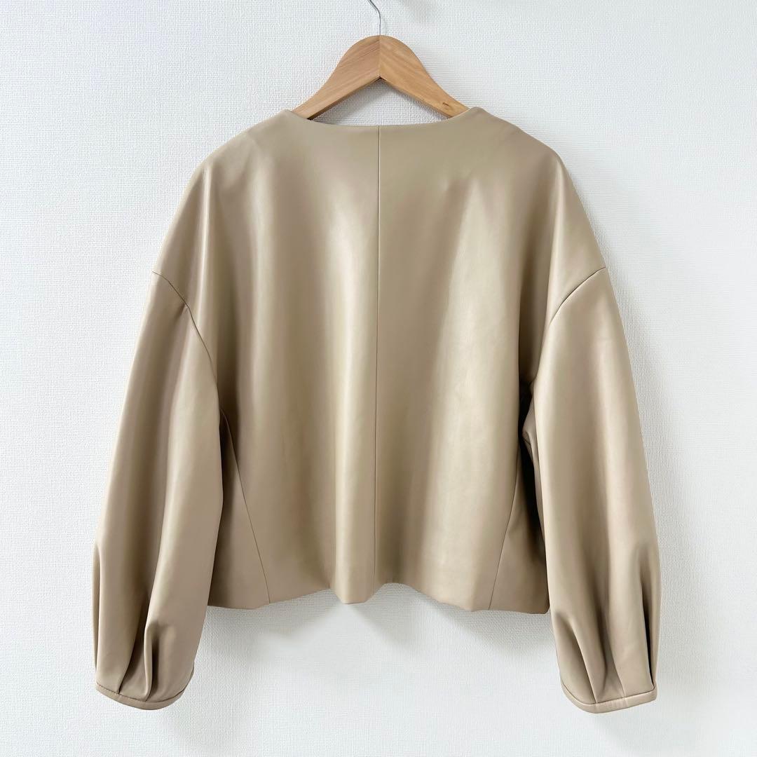 ブルーレーベルクレストブリッジ　スムースフェイクレザージャケット　ベージュ　38 3