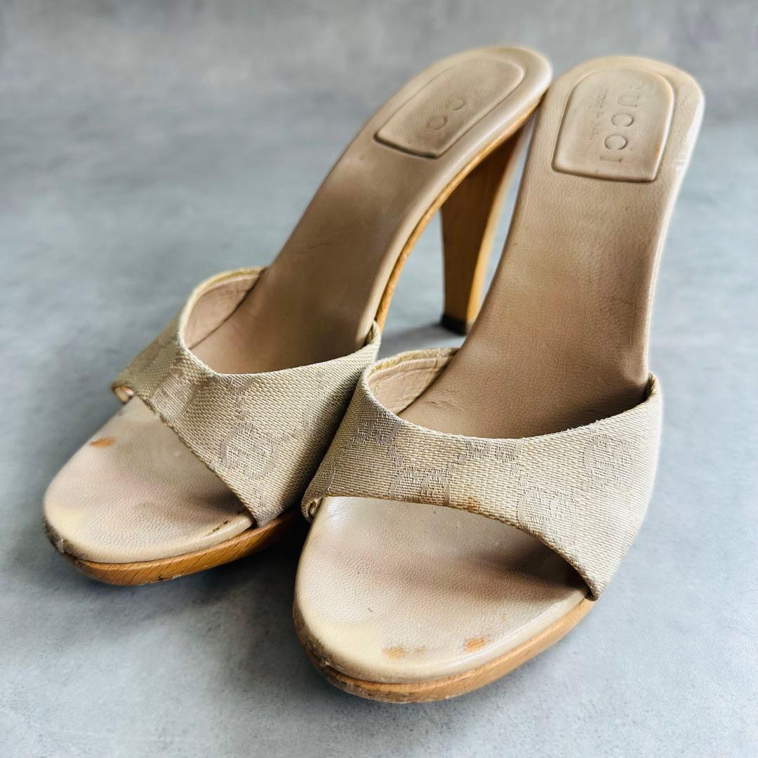 GUCCI GGキャンバス　ミュール　サンダル