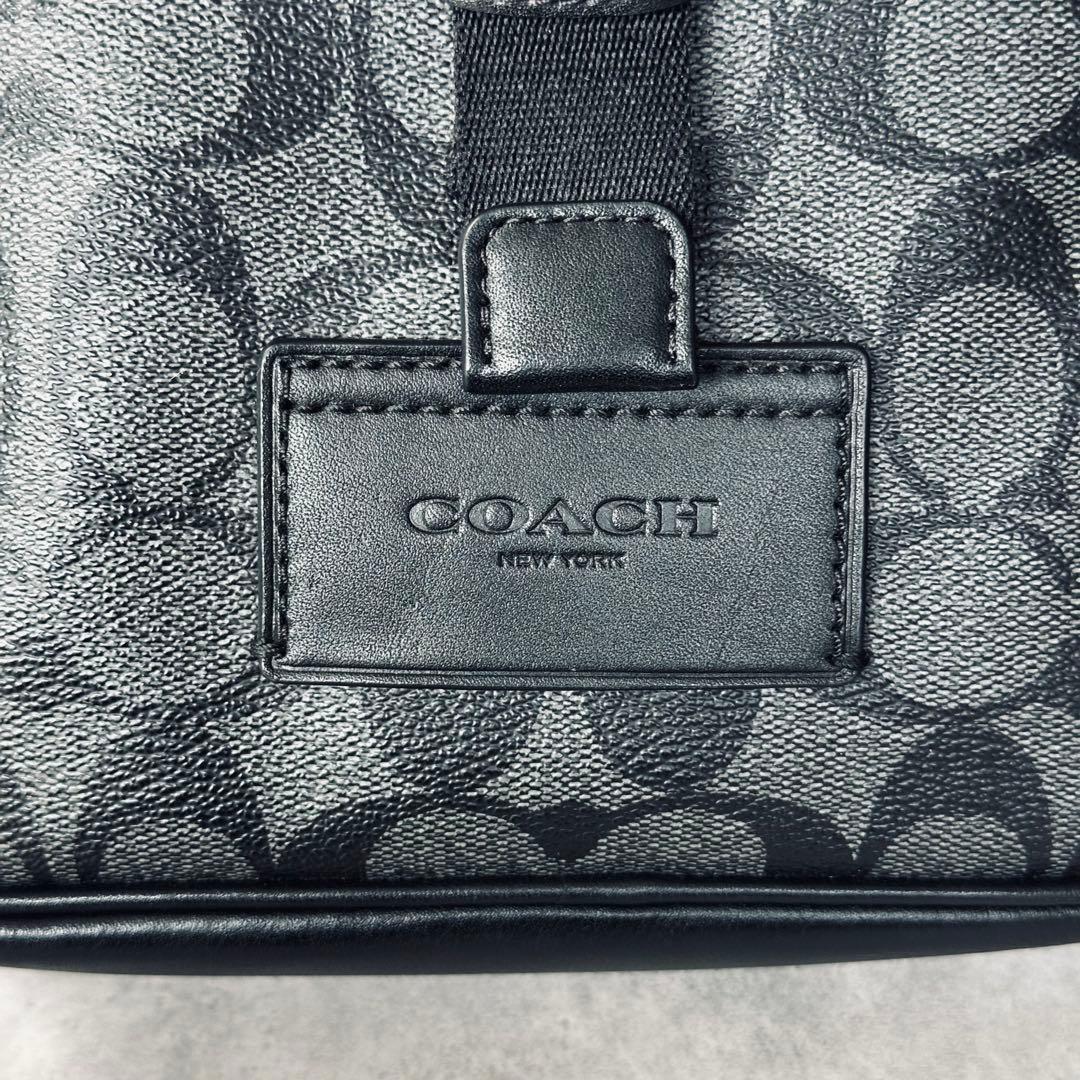 COACH Track Pack Signature Canvas 15